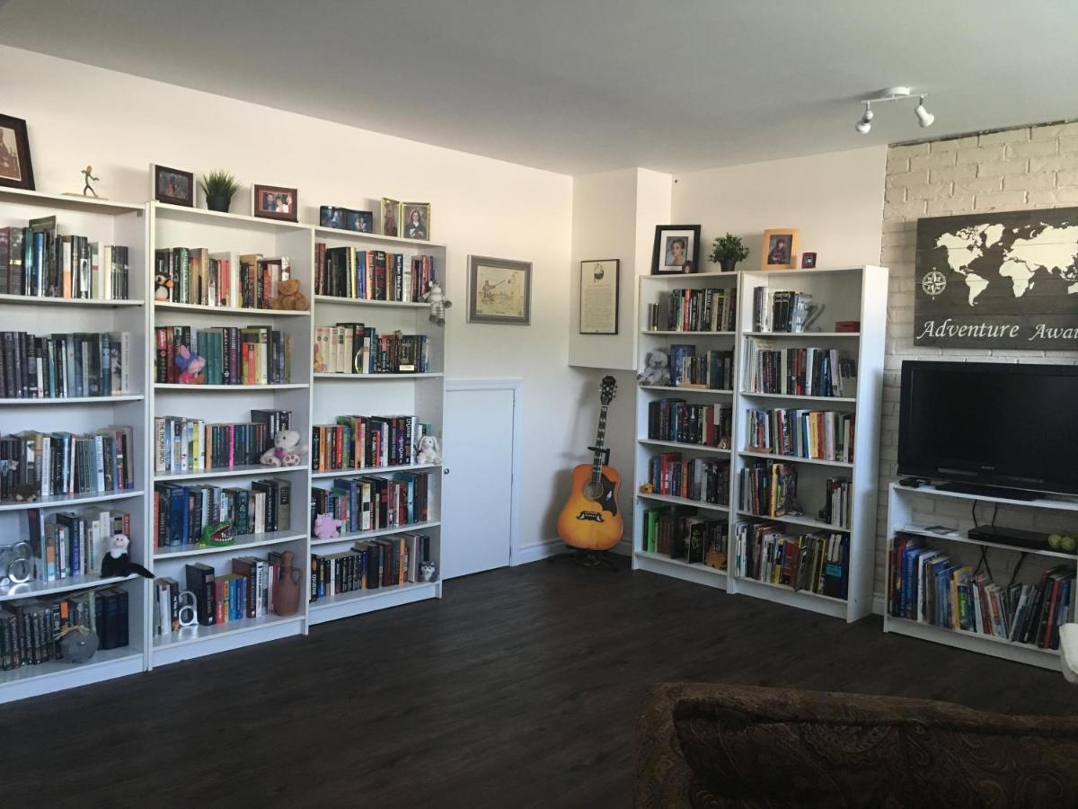 Polar Nights Bed & Breakfast Yellowknife Ngoại thất bức ảnh