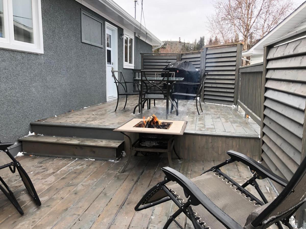 Polar Nights Bed & Breakfast Yellowknife Ngoại thất bức ảnh