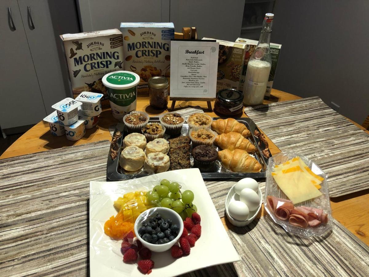 Polar Nights Bed & Breakfast Yellowknife Ngoại thất bức ảnh