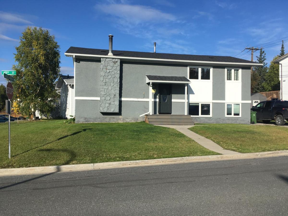 Polar Nights Bed & Breakfast Yellowknife Ngoại thất bức ảnh